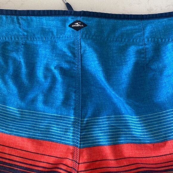 O'Neill Striped Boardshorts  Men's Size 32 Multi Colored Swim Shorts Summer Wear - Picture 7 of 11